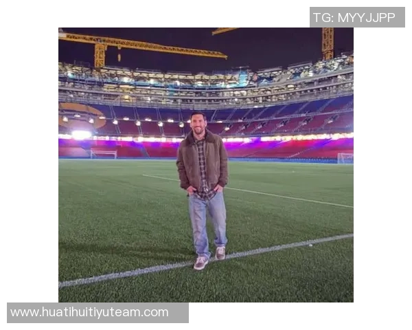 拉波尔塔谈梅西雕像未获回复强调用其名字命名球场不合适